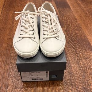 ECCO Soft 7 Women’s Leather Sneakers – White – Size 38 (US 7–7.5) LOOKS NEW